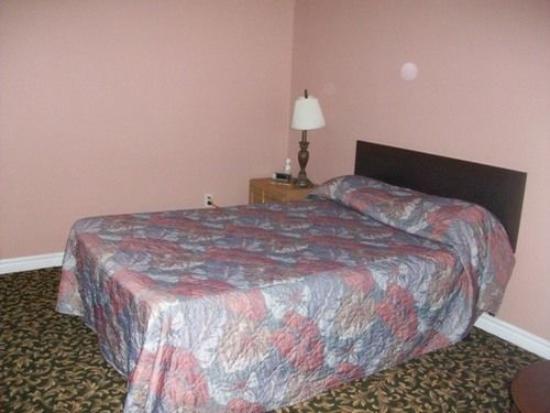 Franklin Motel, Tent & Trailer Park North Bay Bagian luar foto
